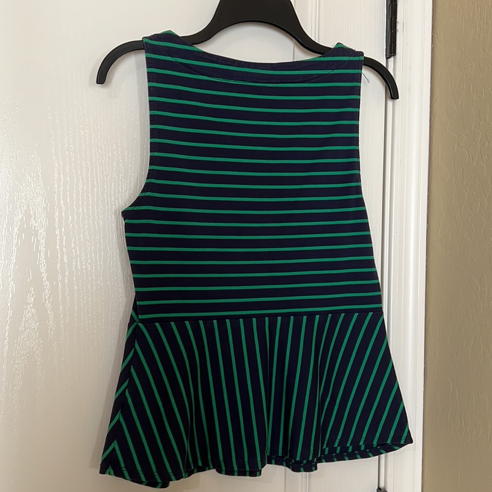 Striped shell - Picture 2 of 7